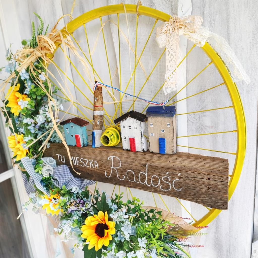 Wianek dekoracyjny handmade na drzwi – ręcznie wykonana ozdoba do domu